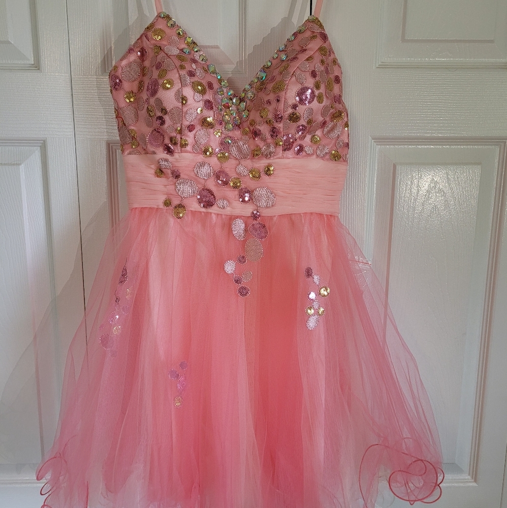 Dancing Queen Pink cocktail dress